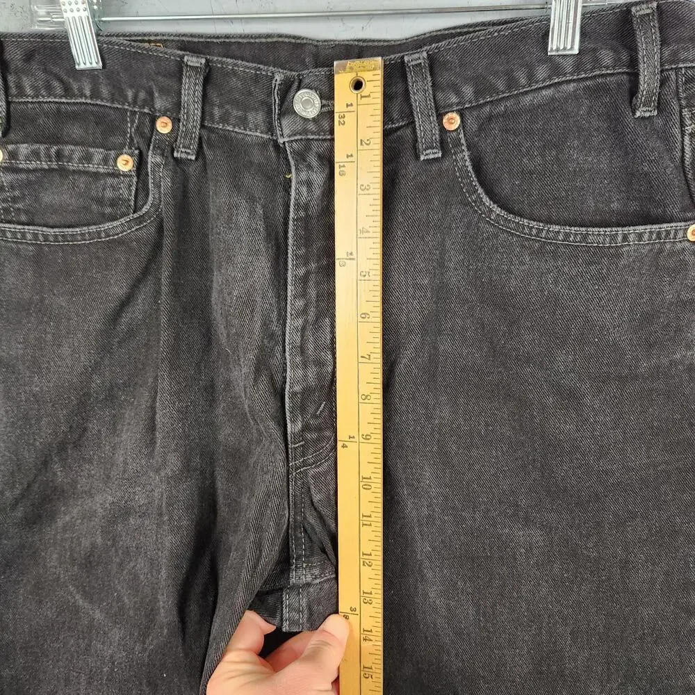 Levis measurements photos